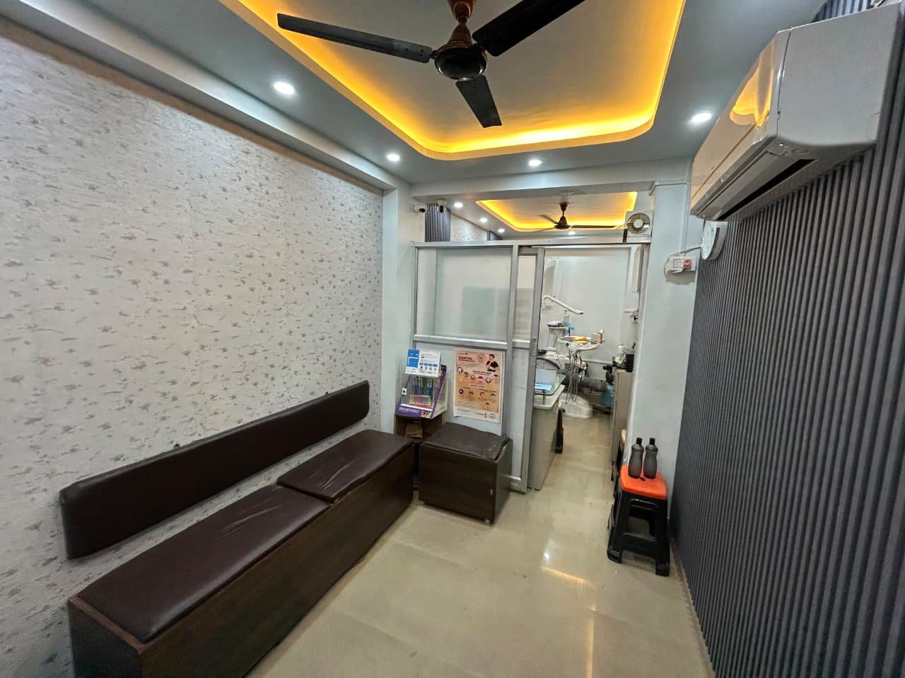Dental Universe treatment room, Kestopur, Kolkata